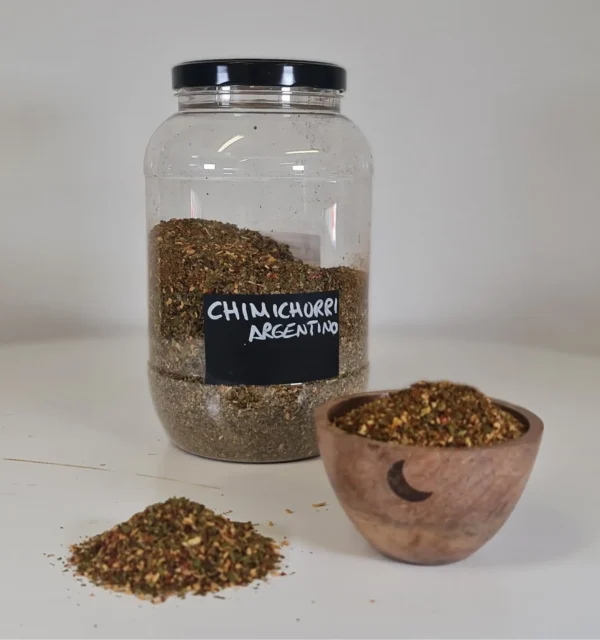 Chimichurri argentino bote y cuenco
