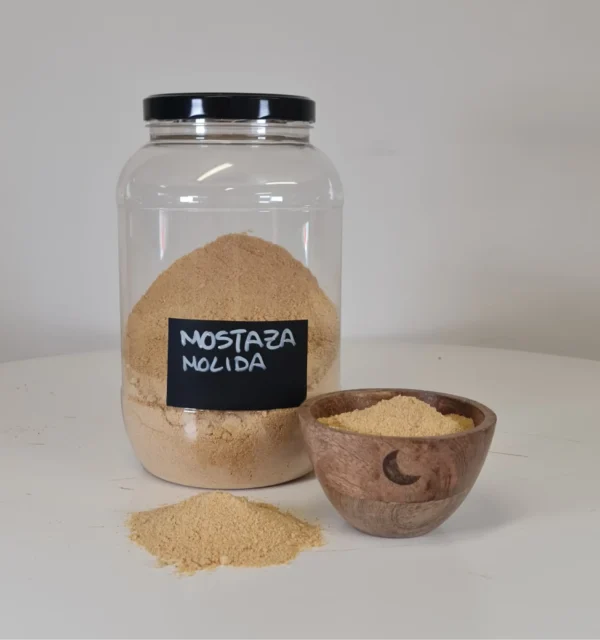 Mostaza molida bote y cuenco