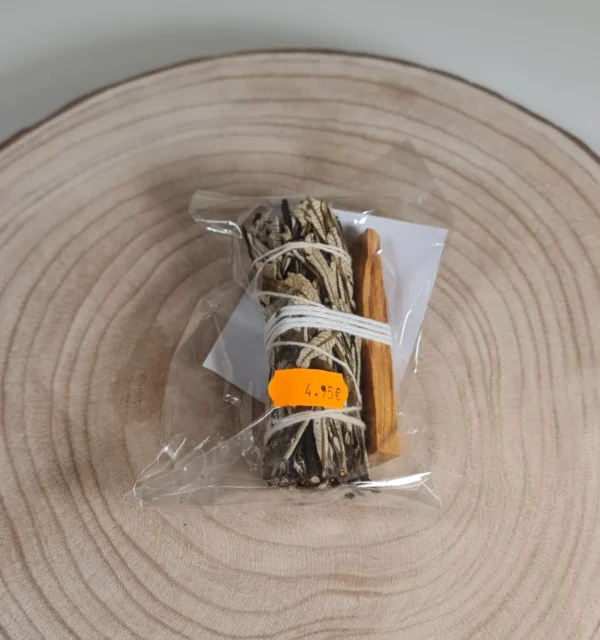Atado de hierba santa y palo santo