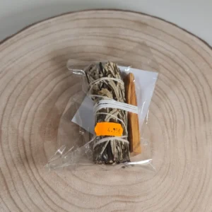 Atado de hierba santa y palo santo