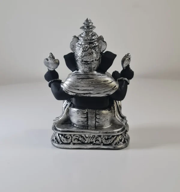 Figura Ganesh plata y negro
