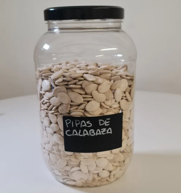 Pipas blancas de calabaza bote
