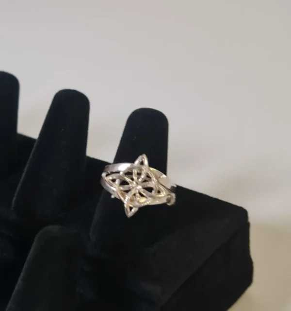 Anillo Nudo Bruja