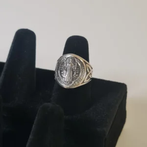 Anillo San Benito t17