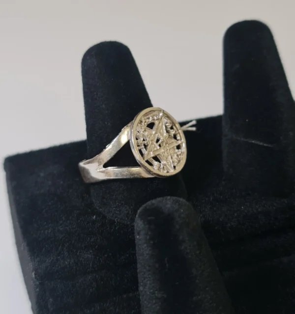 Anillo adaptable Tetragrammaton