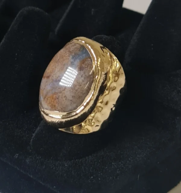 Anillo mineral cornalina