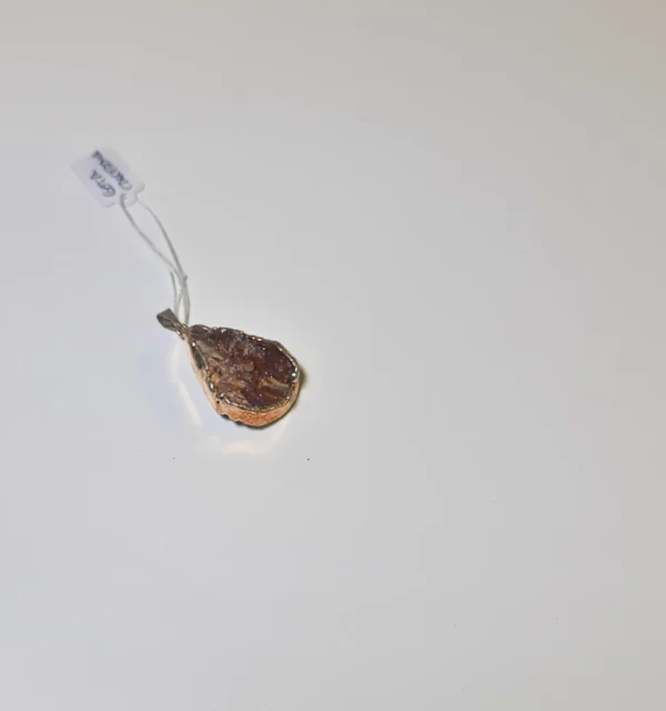 Colgante Gota Calcedonia Marrón