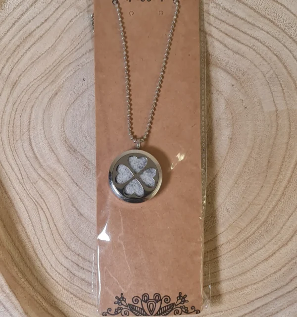 Collar aromaterapia trébol
