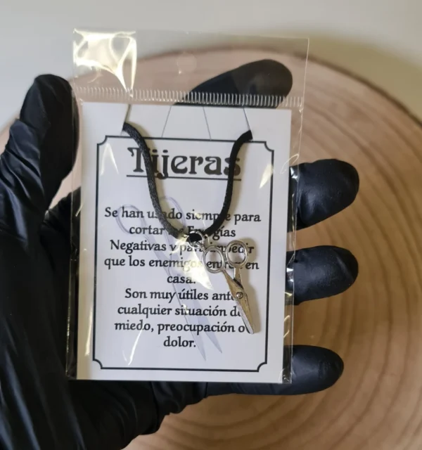 Collar de Tijeras