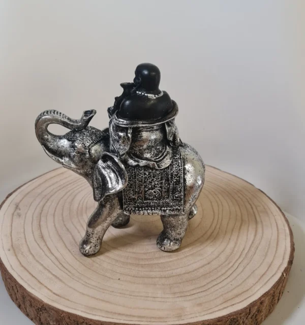 Figura Buda en Elefante