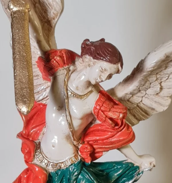 Figura San Miguel Colores