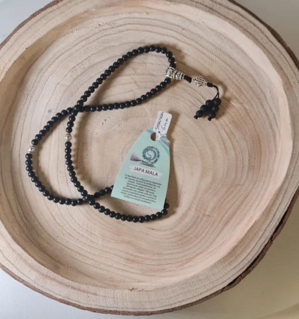 Japa mala de shunguita