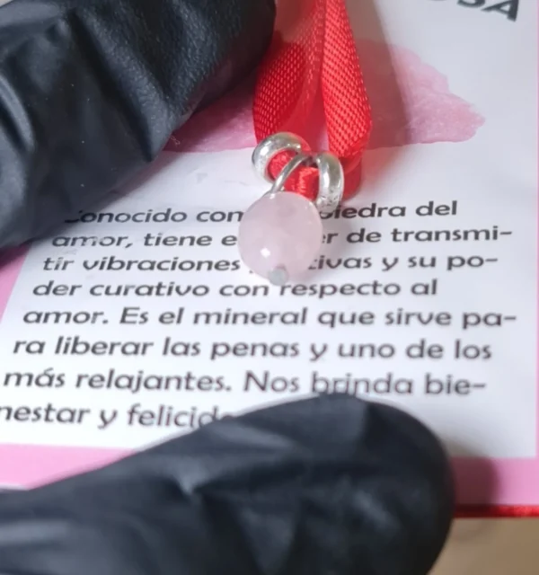 Lazo Rojo con Cuarzo Rosa