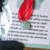 Lazo rojo con jade