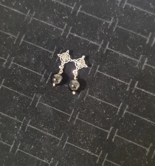 Pendientes Mineral Nudo Bruja