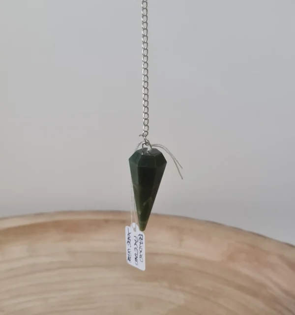 Péndulo facetado jade verde