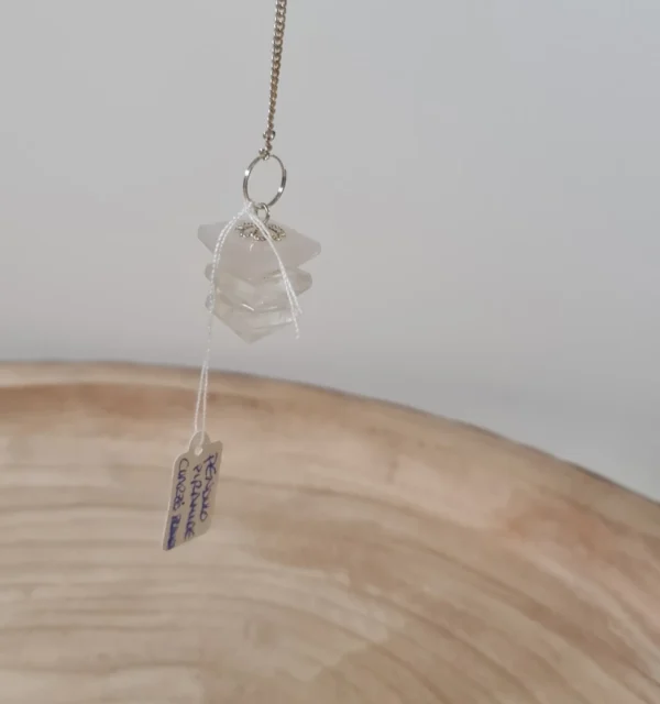 Péndulo pirámide cuarzo blanco