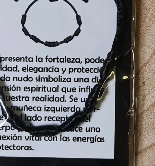 Pulsera Negra de los 7 Nudos