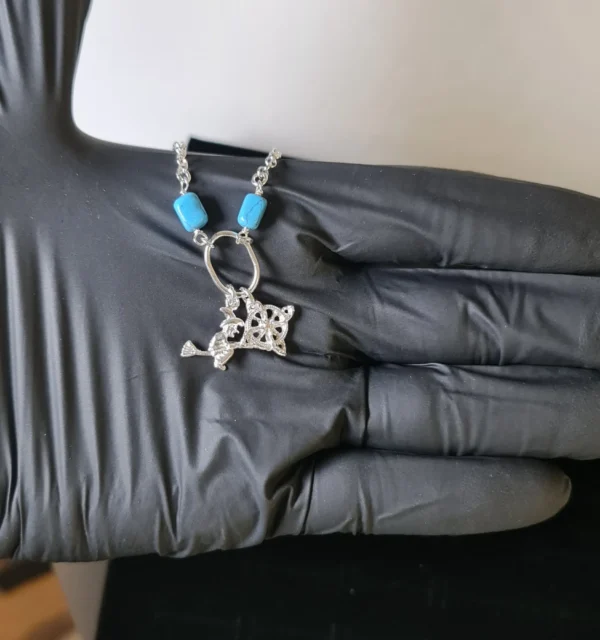 Pulsera Nudo de Bruja y Turquesa