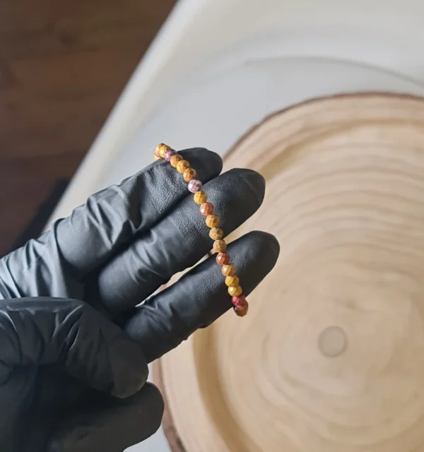 Pulsera de mokaita