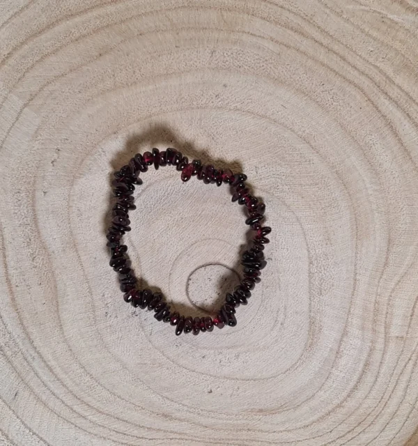 Pulsera granate chips