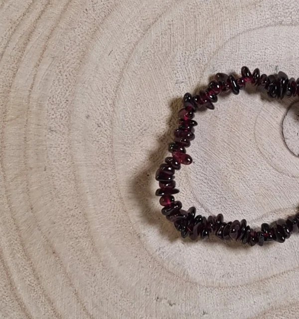 Pulsera granate chips