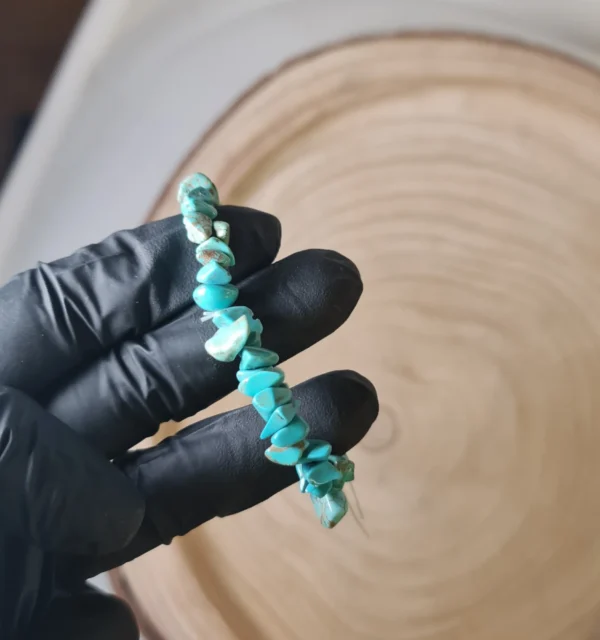 Pulsera howlita turquesa chips