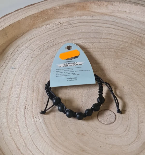 Pulsera shunguita reconstruida 2