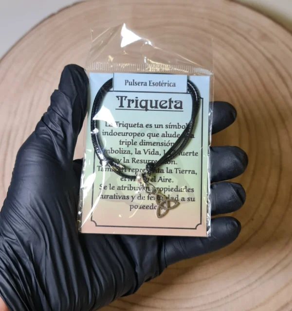 pulsera triqueta