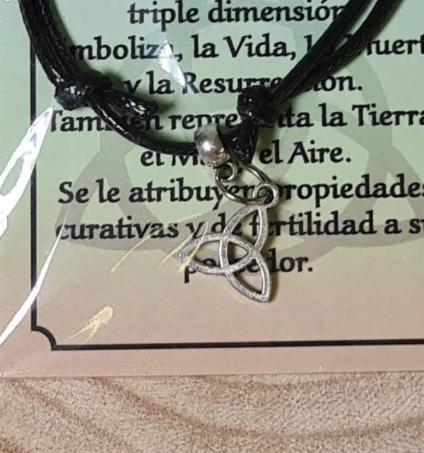 pulsera triqueta
